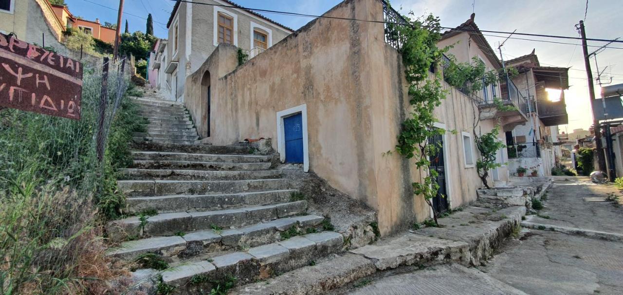 Traditional Hillside Cottage Гитио Екстериор снимка